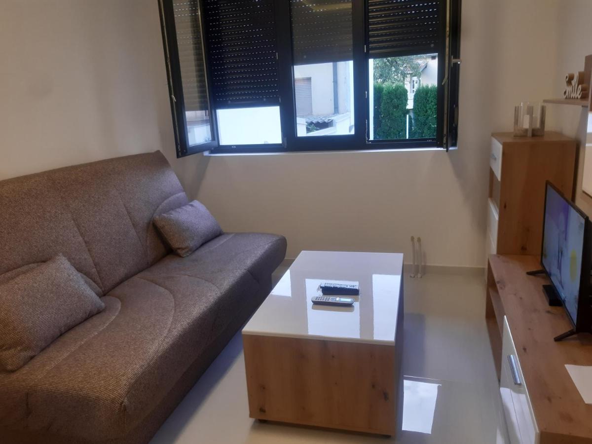 Stojanovic Apartments Ni Exterior foto